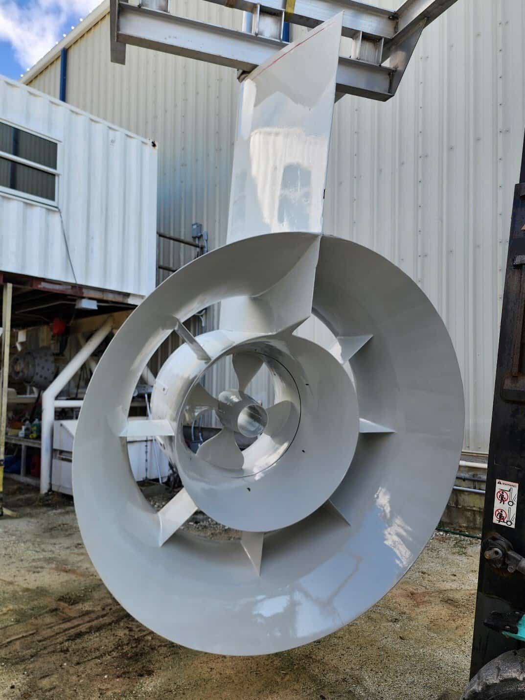 HEC turbine system showing self-yawing 360° pivot capability